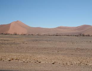 weg-naar-Sossusvlei-025